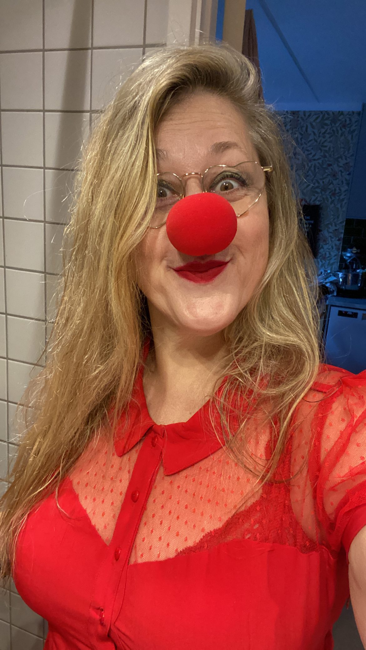 Anette med röd näsa